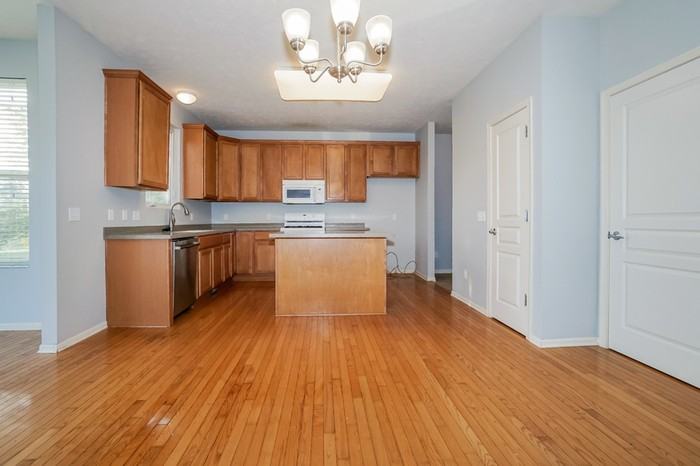 5343 Royal Brook Dr - Photo 4 of 14