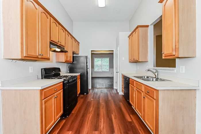 509 Judith Ct - Photo 5 of 17