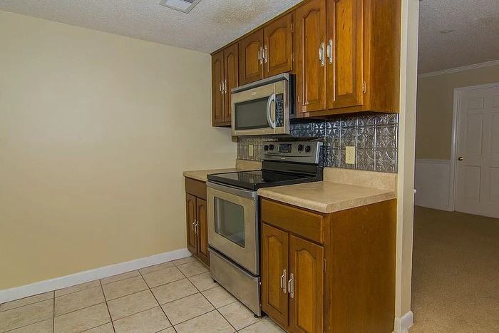 128 Jefferson Pl #128 - Photo 6 of 23