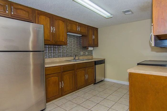 128 Jefferson Pl #128 - Photo 7 of 23
