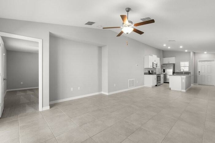 7110 Amelia Cove Ct - Photo 7 of 28