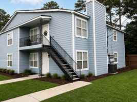 featured image of 900 Holly Dr #8