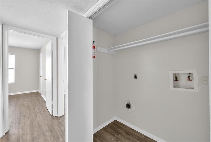900 Holly Dr #8 - Photo 5 of 19