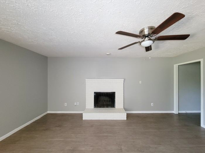 13611 Ravensway Dr #B - Photo 4 of 13