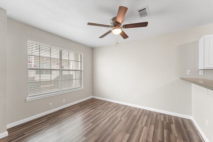 516 Hollyhock St #27 - Photo 6 of 17