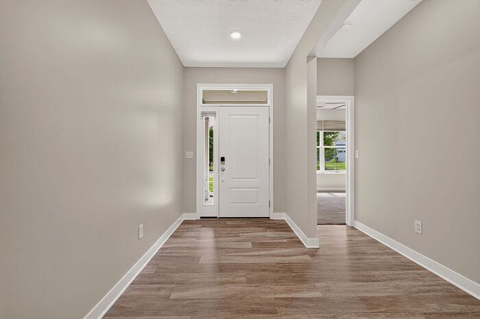 20070 Willenhall Way - Photo 3 of 36