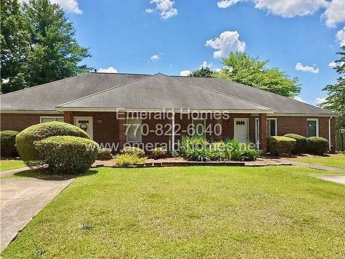 2107 Fairway Ct Se #B