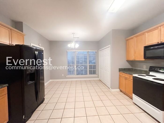 632 Parkside Cir - Photo 5 of 22