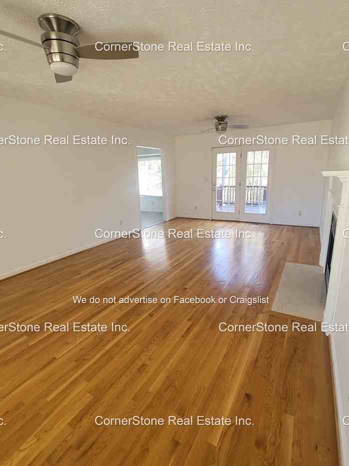 3942 Watling Ct - Photo 5 of 30