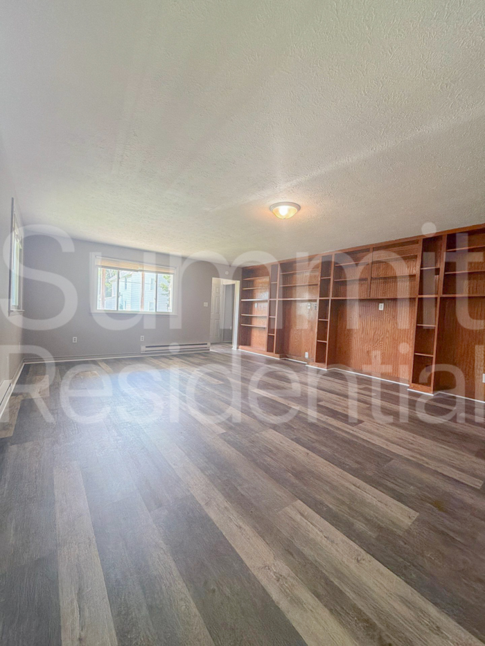 79 Martha Ave #REAR - Photo 3 of 7
