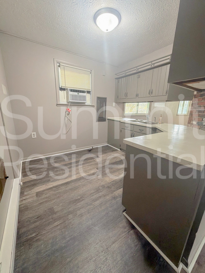 79 Martha Ave #REAR - Photo 6 of 7
