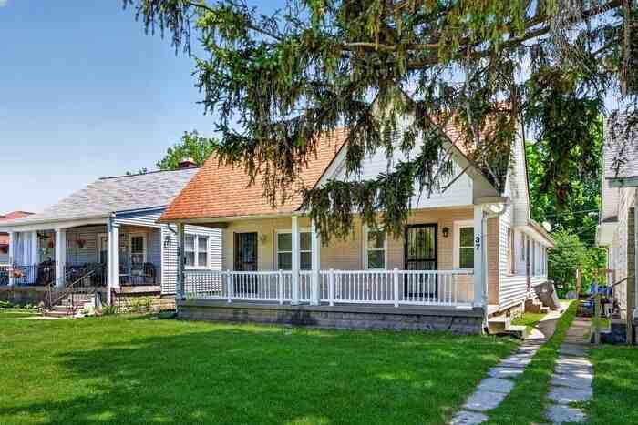 37 N Catherwood Ave - Photo 2 of 17