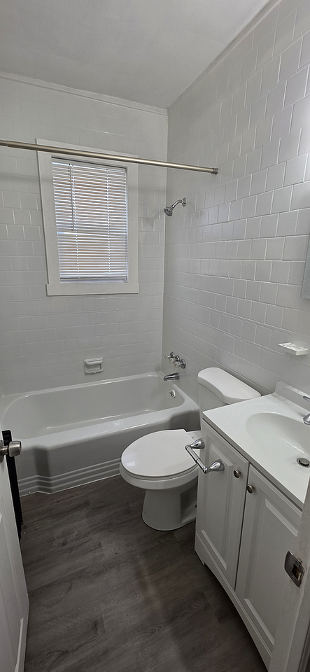 1699 Homestead St #5 - Photo 5 of 8