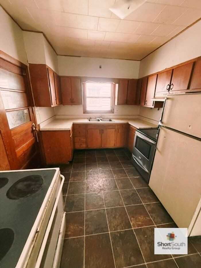 723 Stocking Ave Nw #1 - Photo 7 of 10