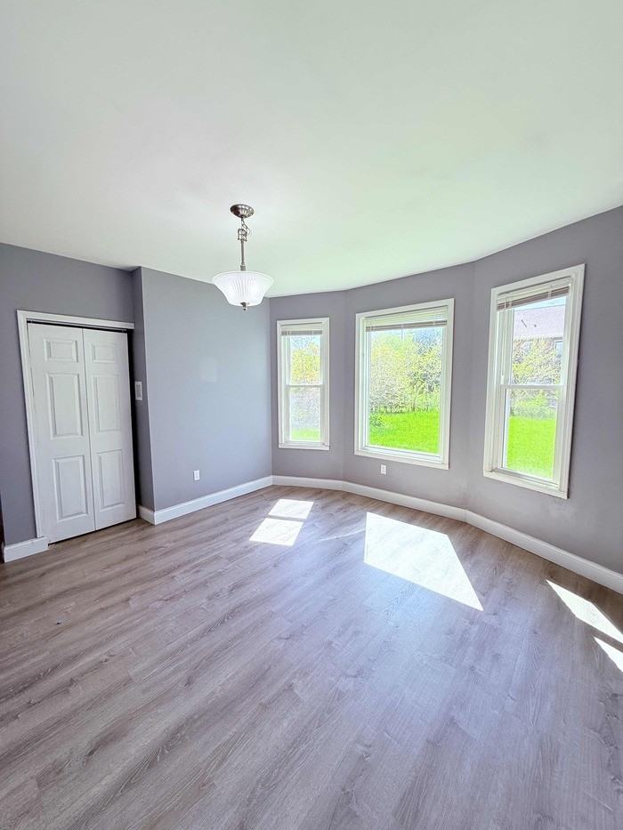1464 Baldwin St - Photo 6 of 31