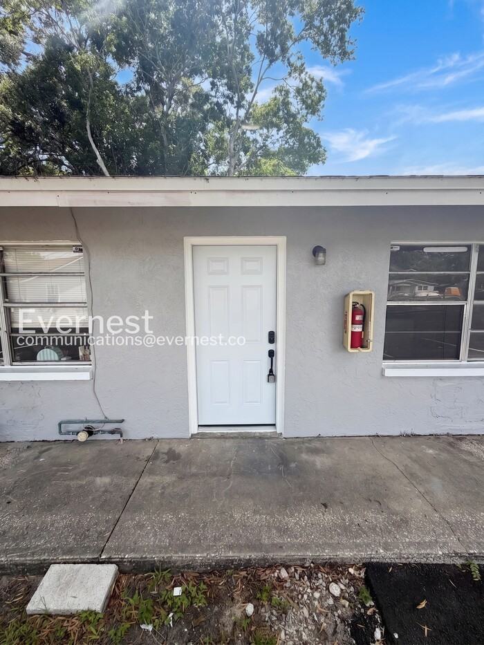 5633 Crissman Dr N #C4 - Photo 3 of 15