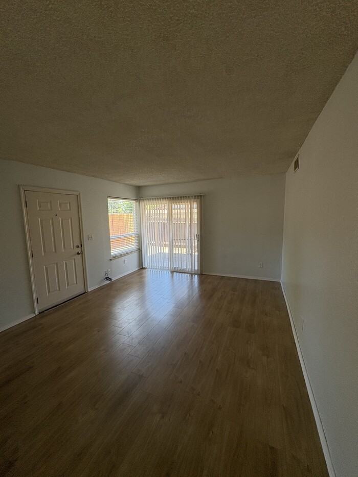 6031 Rowan Way - Photo 3 of 13