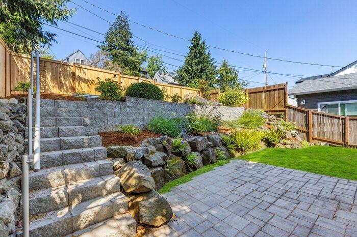 5929 32nd Ave Sw - Photo 2 of 40