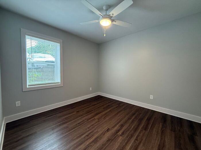 805B Bradford Ave #102 - Photo 6 of 18