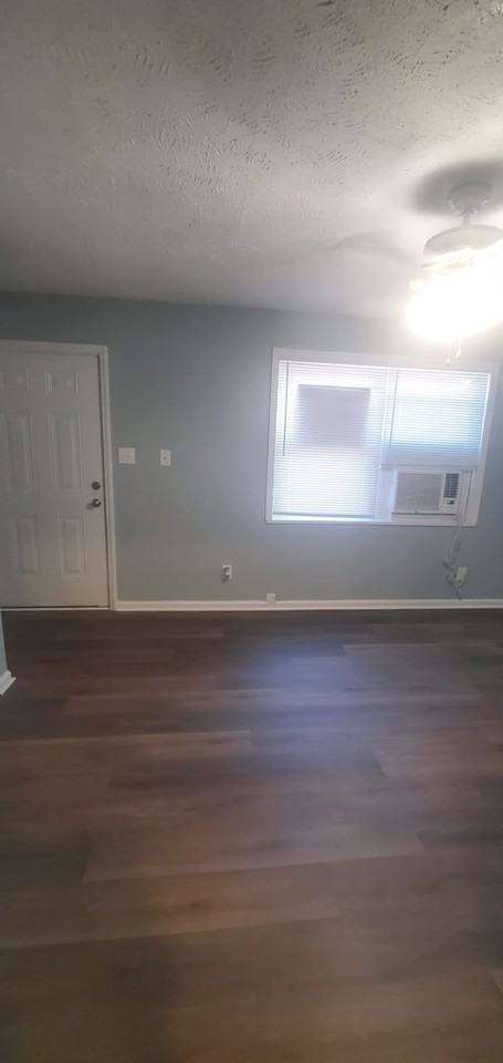 1639 Newark Ave #39 - Photo 2 of 4