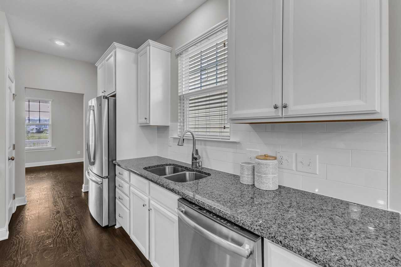 4252 Rockdell Hall St #1 - Photo 6 of 47