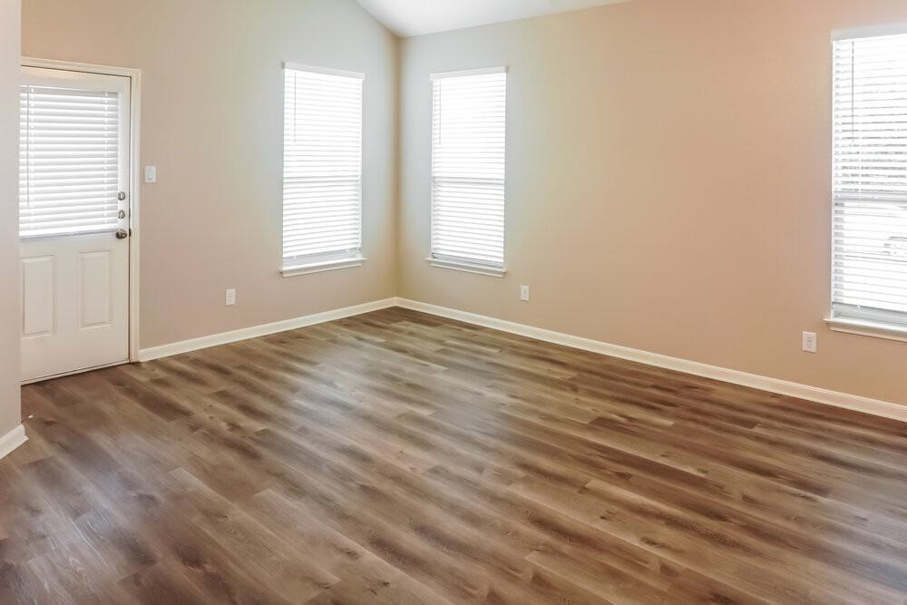 8751 Sunrise Canter Dr - Photo 4 of 16