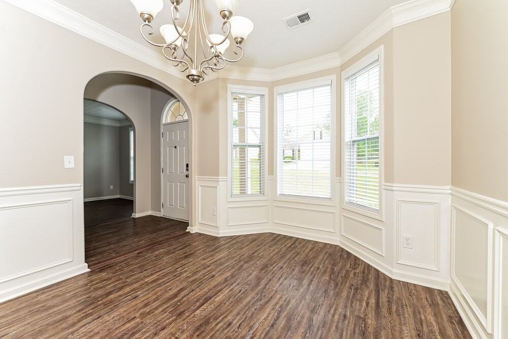 215 Greenland Dr - Photo 6 of 17