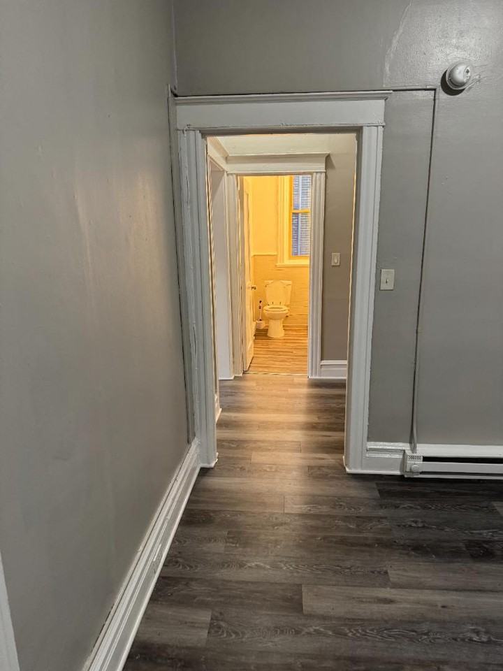220 N 6th ST APTS LLC - Photo 6 of 16