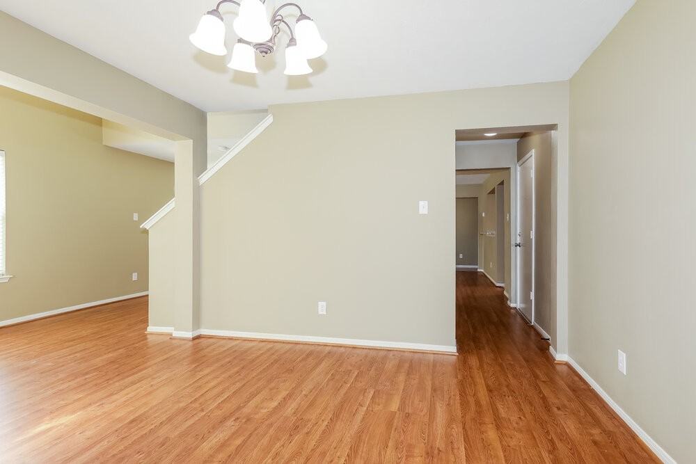 10007 Willow Wood Way - Photo 6 of 17