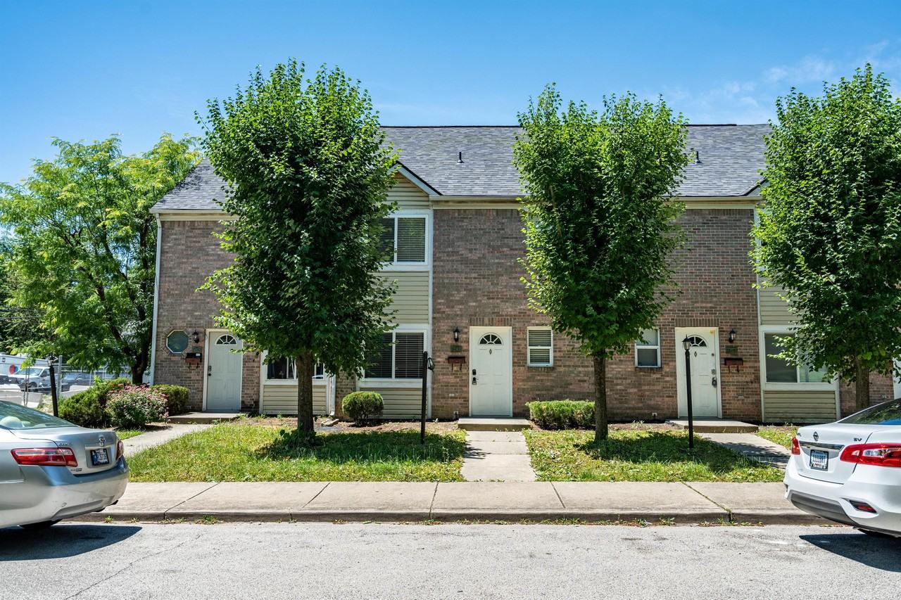 1315 South Senate Avenue - Photo 2 of 19