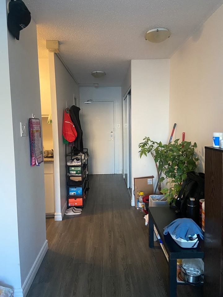 1350 Rue du Fort #805 - Photo 7 of 9