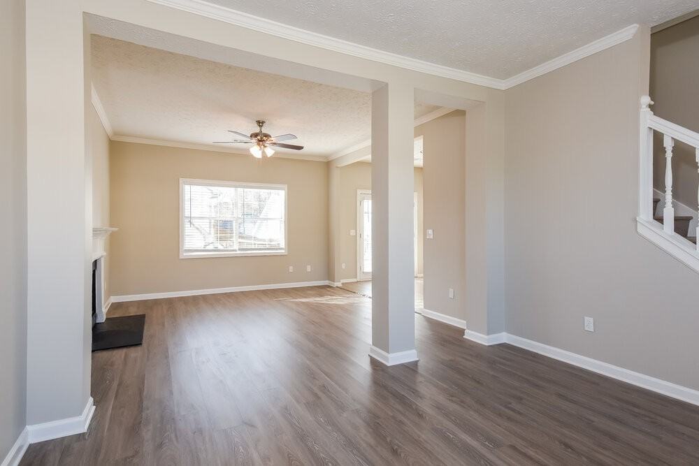 2282 Martingale Ln - Photo 5 of 18