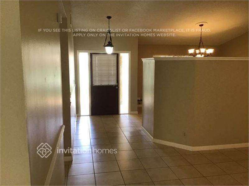 5016 Nw 66th Dr - Photo 2 of 13