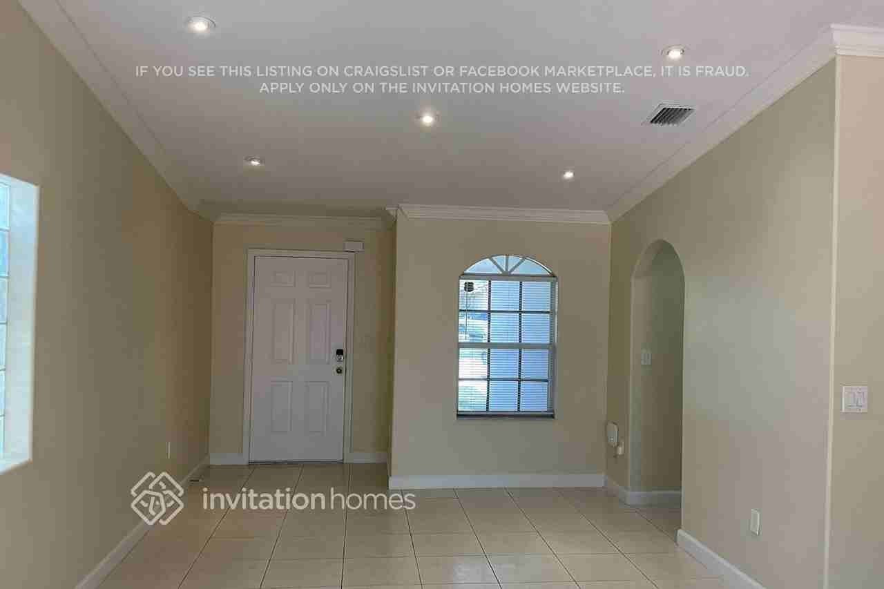 14108 Sw 145th Pl - Photo 4 of 17