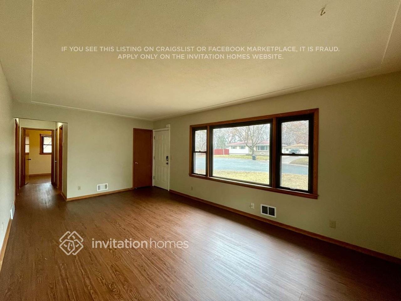 6680 Anoka St Ne - Photo 2 of 9