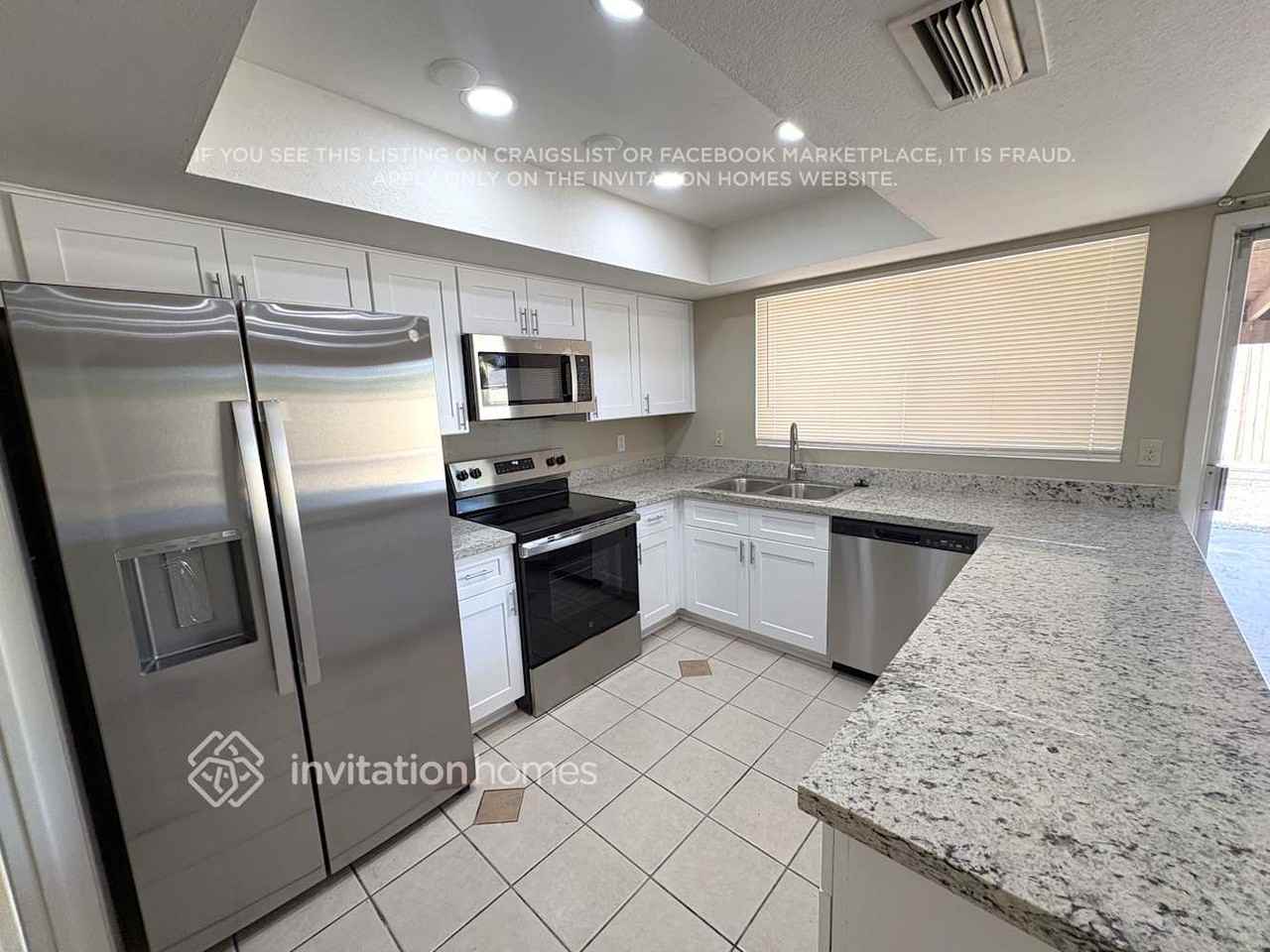 7556 W Turney Ave - Photo 4 of 19