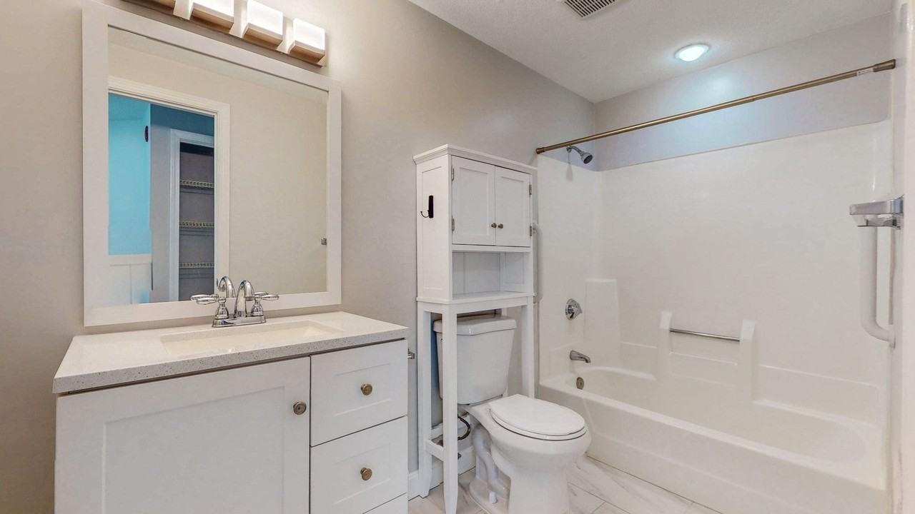8 Ledgewood Way #10 - Photo 7 of 17
