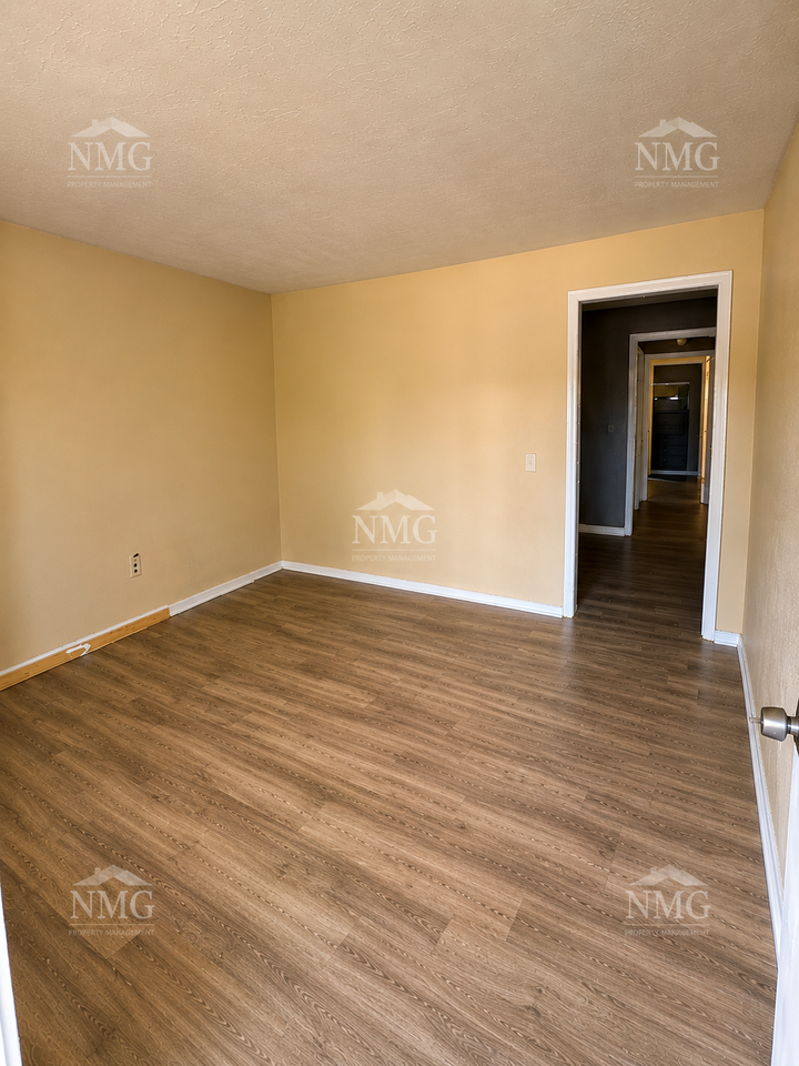 1322 Shirley Ave Apt A2 #A2 - Photo 2 of 6