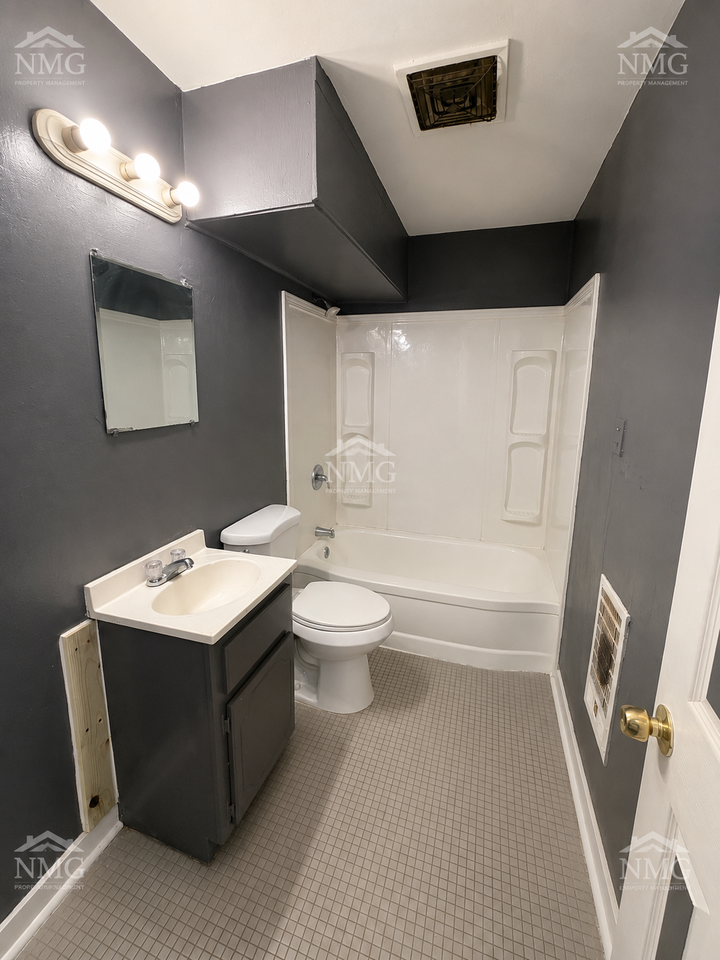 1322 Shirley Ave Apt A2 #A2 - Photo 6 of 6