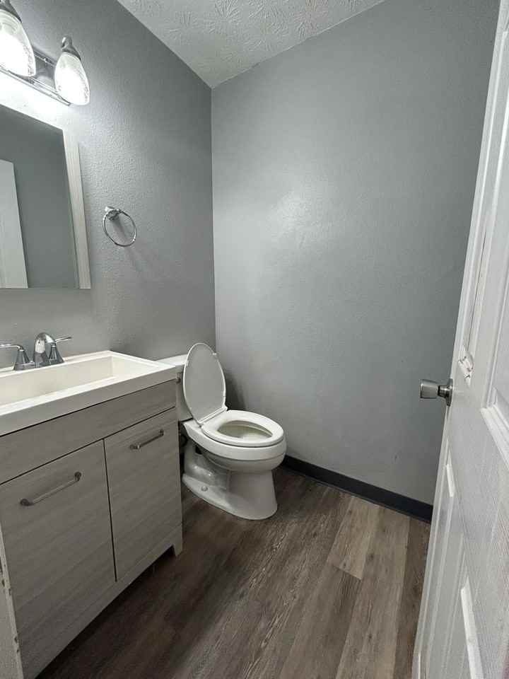 6631 Zurich St #1 - Photo 4 of 11