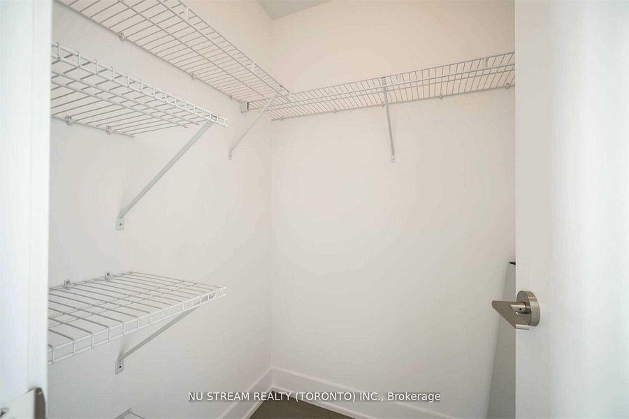 30 Shore Breeze Drive - Photo 9