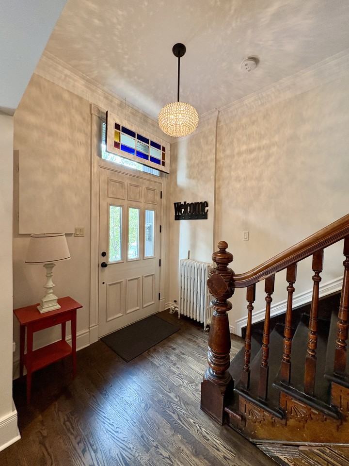 767 Rue Versailles - Photo 3 of 28