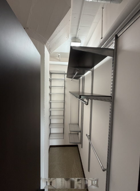 201 S Saint Francis Ave #304 - Photo 4 of 18