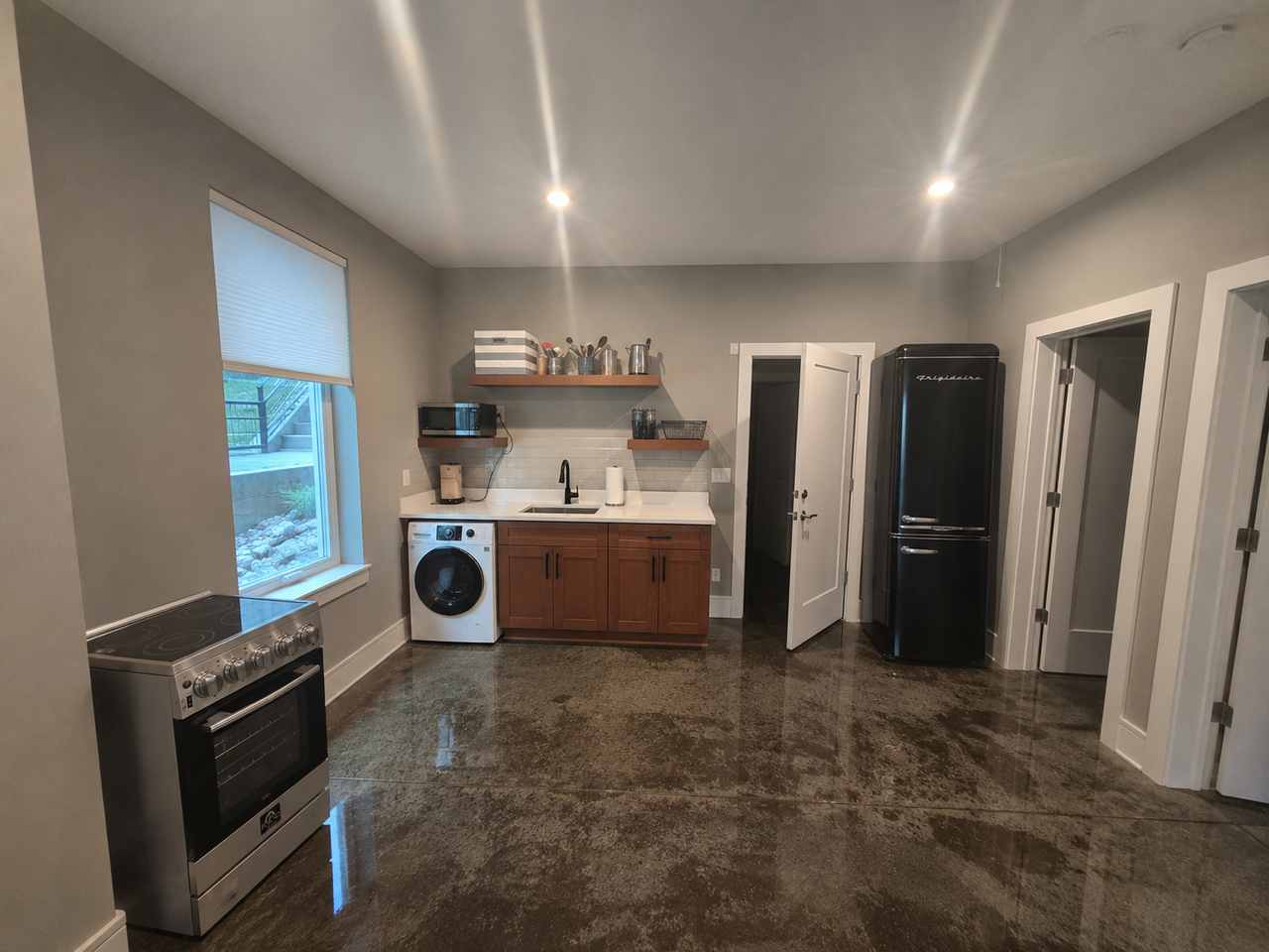 1113 Ozark St #B - Photo 2 of 19