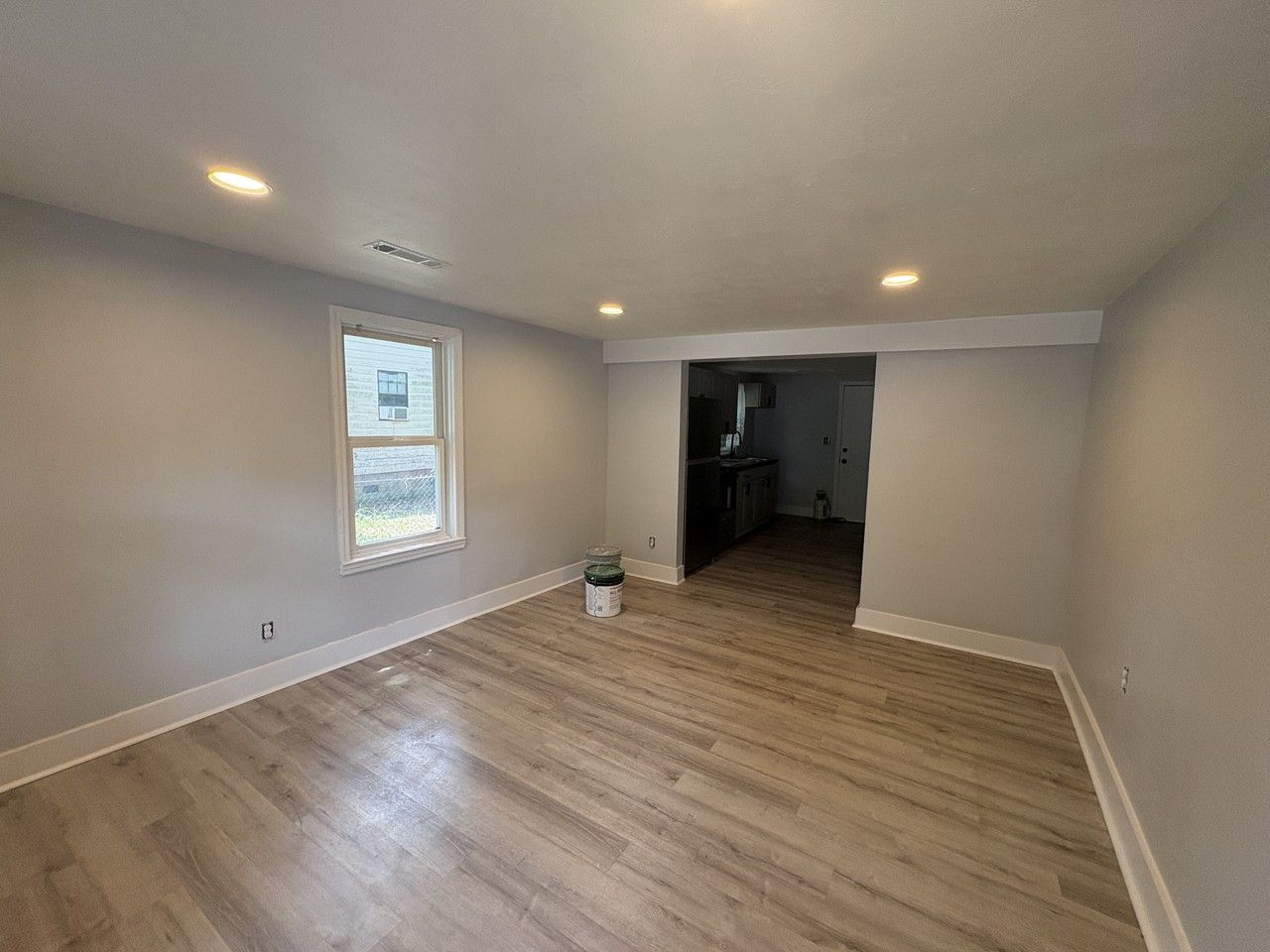 241 Cherokee St Se - Photo 4 of 13
