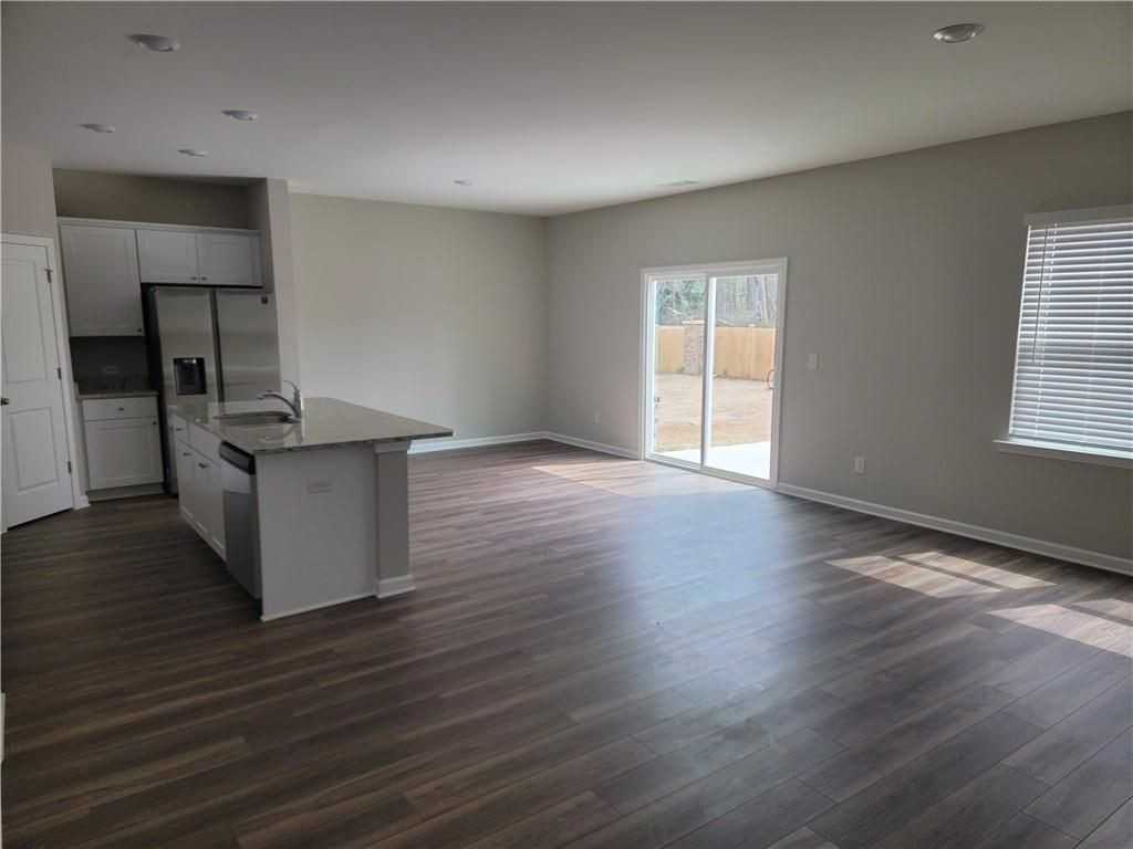 4217 Waxwing St - Photo 5 of 22