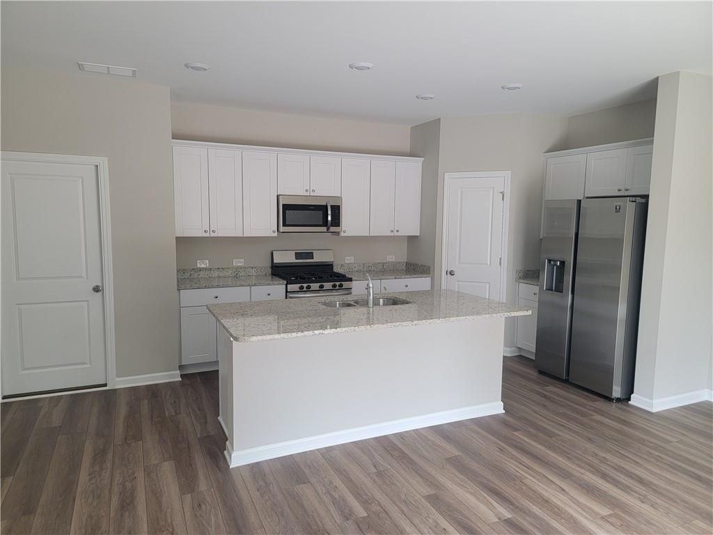 4217 Waxwing St - Photo 7 of 22