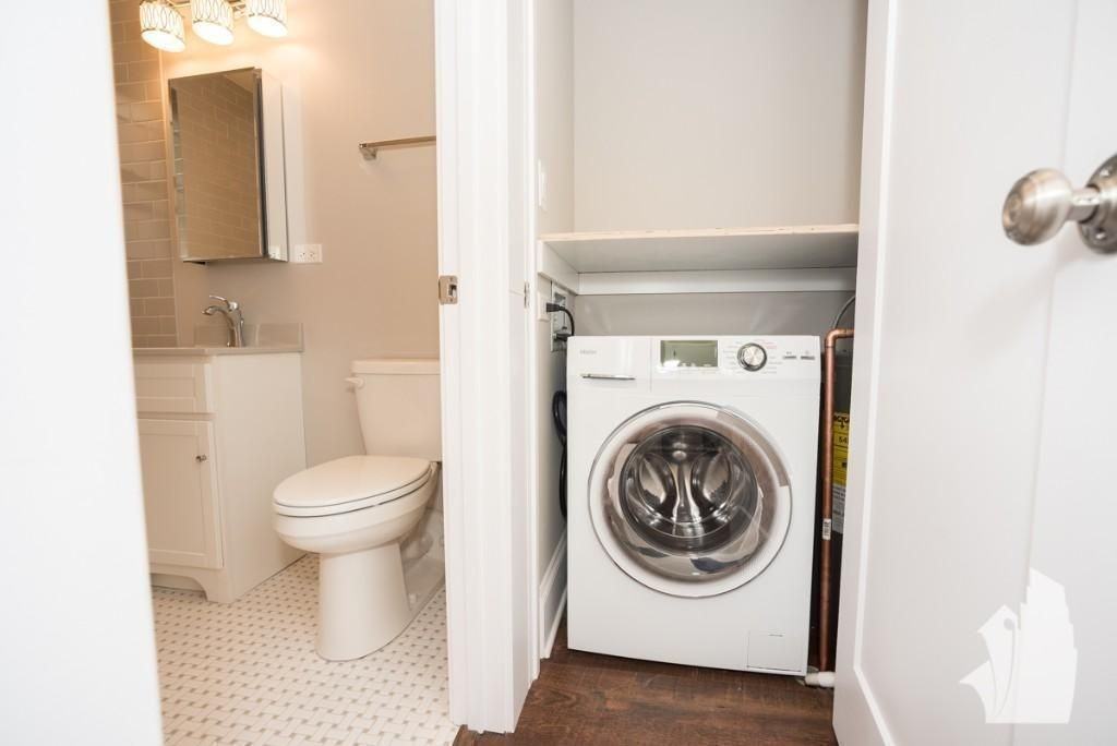 2647 N Spaulding Ave - Photo 2 of 10