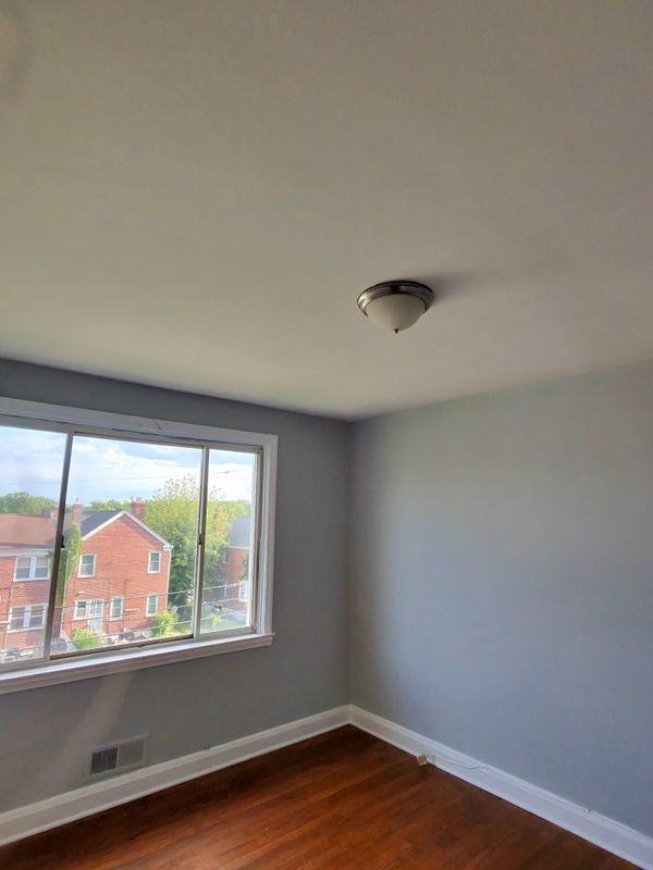 1545 Northbourne Rd - Photo 2 of 5