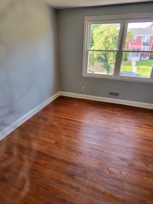 1545 Northbourne Rd - Photo 4 of 5